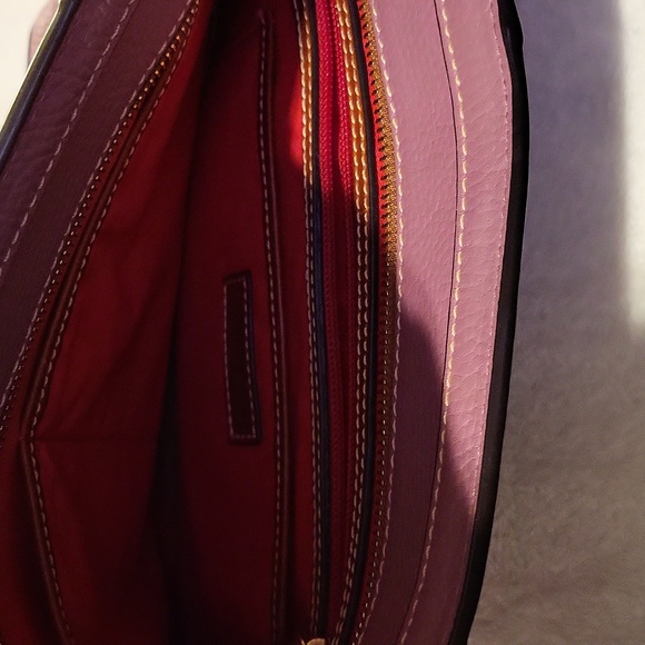 Purse - Picture 2 of 3